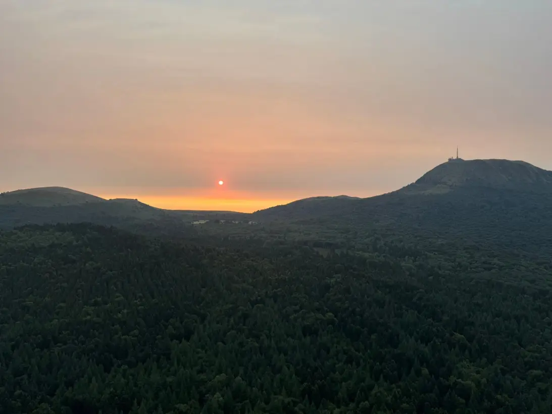 Montgolfiere Volcans Montgolfiere A Puy De Dome Vol Montgolfiere Souvenir141