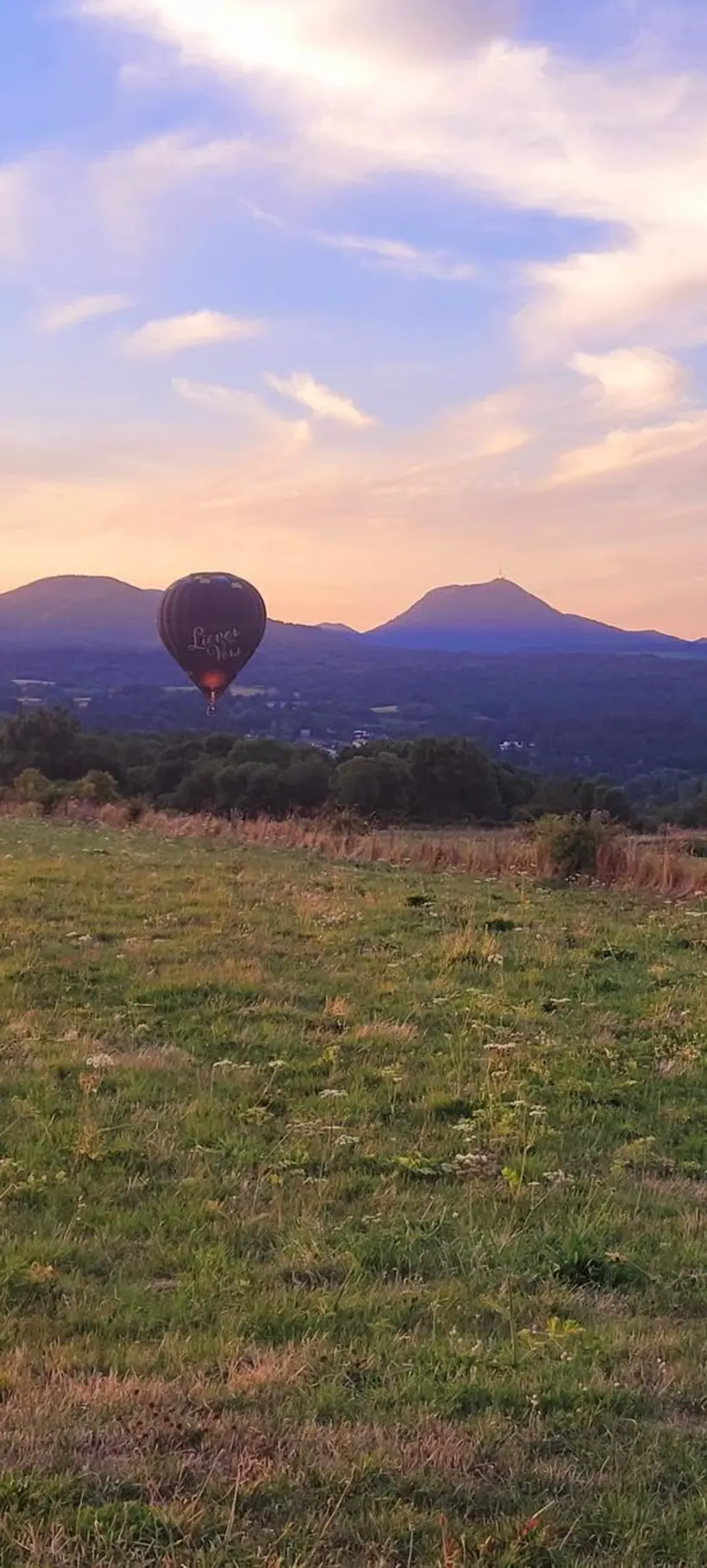 Montgolfiere Volcans Montgolfiere A Puy De Dome Vol Montgolfiere Souvenir162