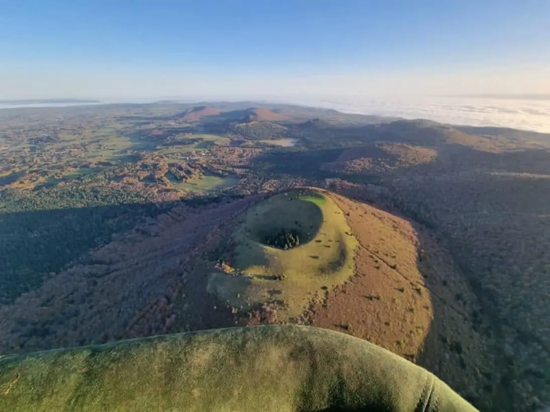 Montgolfiere Volcans Montgolfiere A Puy De Dome Vol Montgolfiere Souvenir202