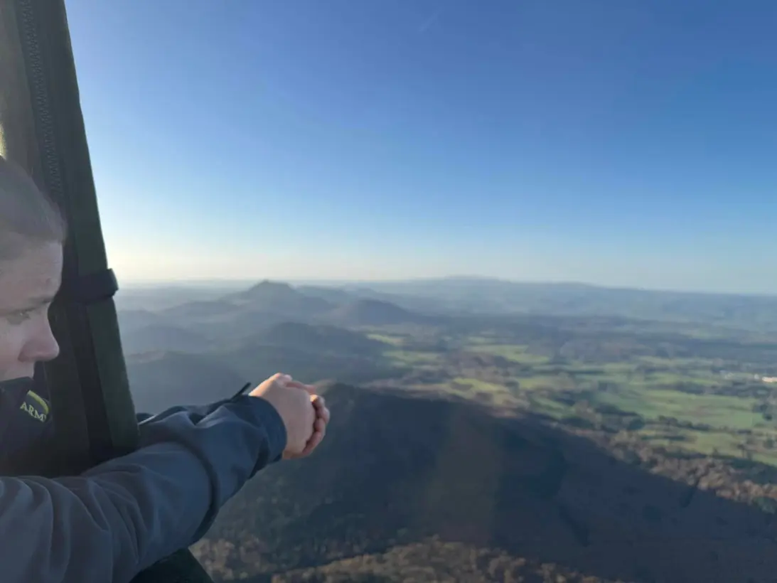 Montgolfiere Volcans Montgolfiere A Puy De Dome Vol Montgolfiere Souvenir217