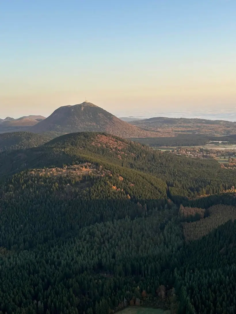 Montgolfiere Volcans Montgolfiere A Puy De Dome Vol Montgolfiere Souvenir219
