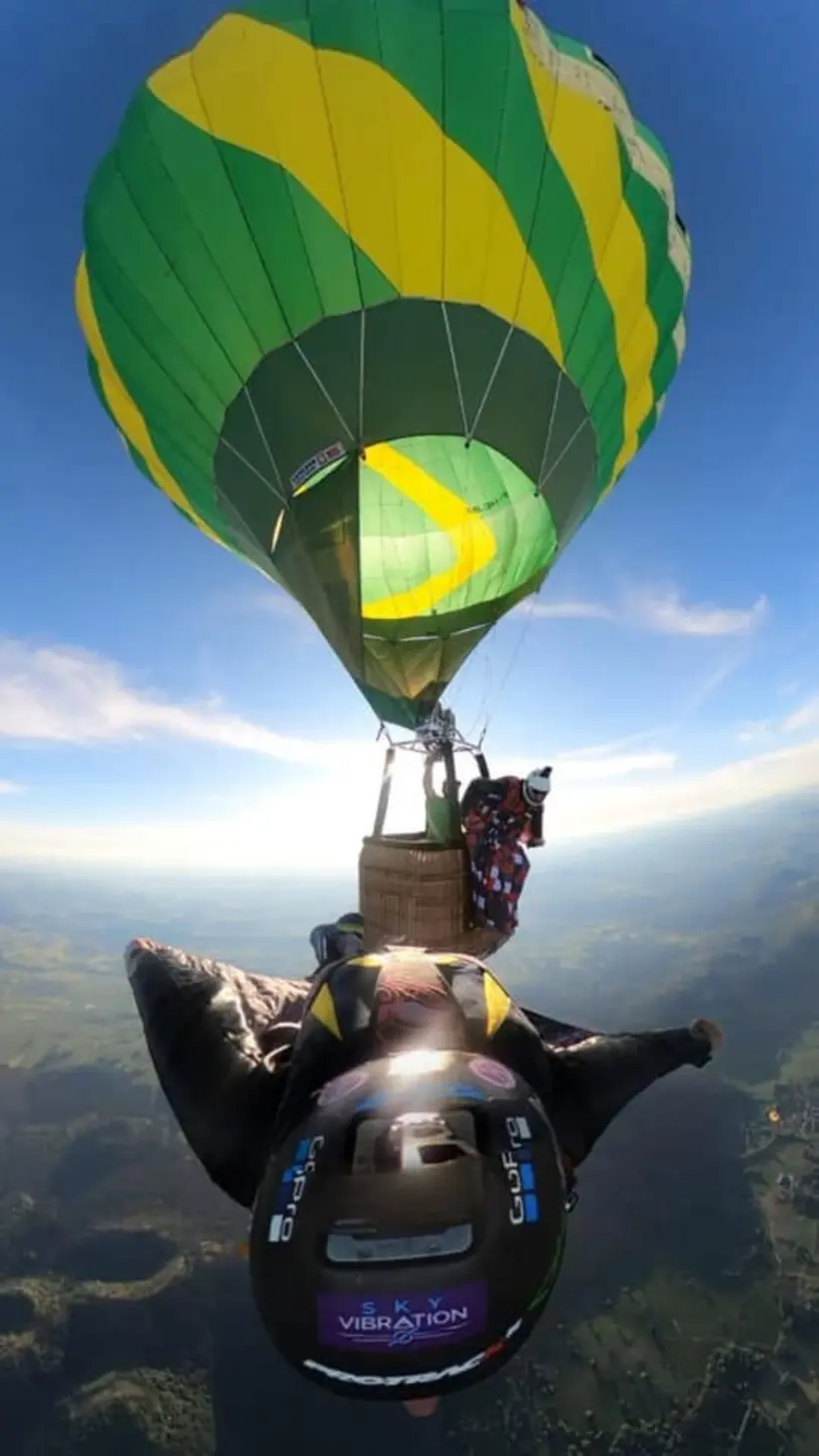 Montgolfiere Volcans Montgolfiere A Puy De Dome Vol Montgolfiere Souvenir39