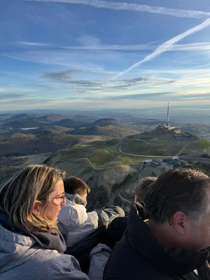 Montgolfiere Volcans Montgolfiere A Puy De Dome Vol Montgolfiere Souvenir54