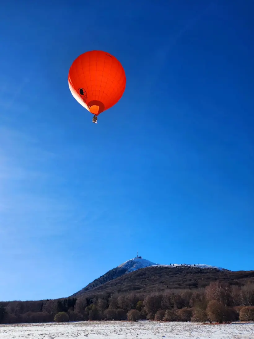 Montgolfiere Volcans Montgolfiere A Puy De Dome Vol Montgolfiere Souvenir95
